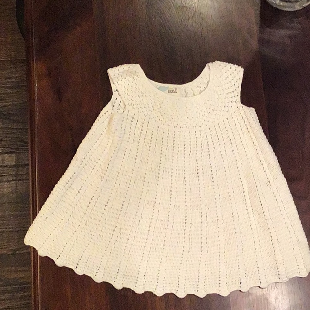 Off white shirt (kids medium)